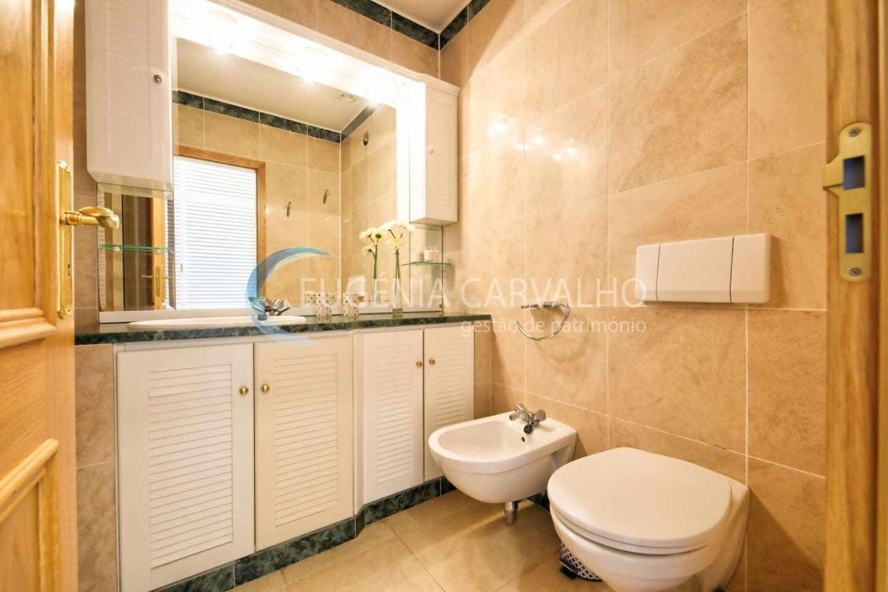 Apartamento Ria Charme Apartamento No Centro Da Cidade Aveiro Exterior foto